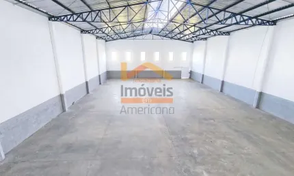 Aluguel de Barracão Industrial de Alto Padrão em Limeira-SP  3 salas, 4 banheiros, 4 vagas de garagem, 842,40 m².
