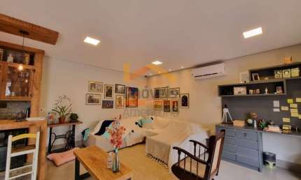 Casa para locação em Americana-SP, bairro São Manoel. 3 quartos, 1 suite, 3 salas, 3 banheiros, 2 vagas, 468m². Imperdível!