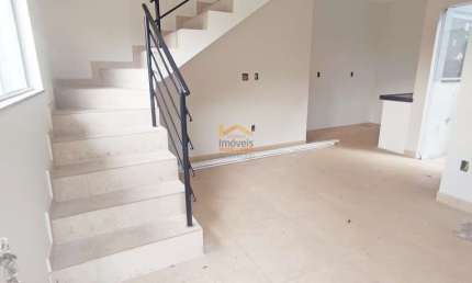 Aluguel de Casa no Jardim Mirandola, Americana-SP: 2 quartos, 2 salas, 2 banheiros, 1 vaga, 70m². Venha conferir!