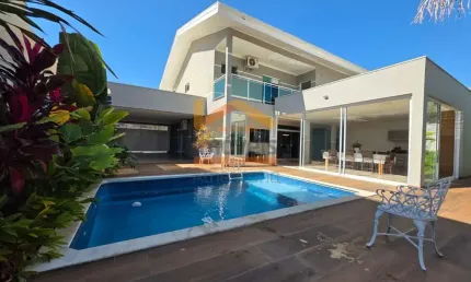 Casa de alto padrão em condomínio à venda em Americana-SP - 3 suítes, 3 salas, 5 banheiros, 4 vagas, 370m² de área.