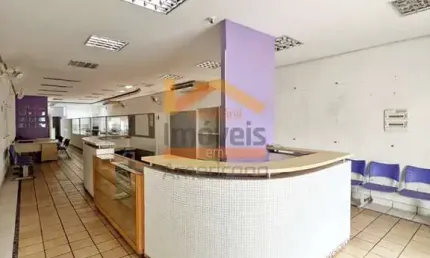 Salão Comercial para Locação no Centro de Americana-SP: 8 Salas, 6 Banheiros e 531,65m² de Área Disponíveis!