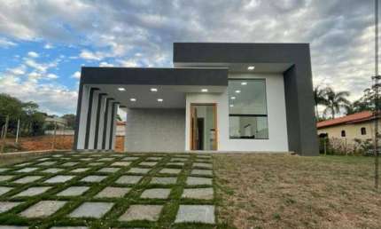 CASA A VENDA COMD. FECHADO ESTANCIAS DA MATA-LAGOA SANTA-JABOTICATUBAS