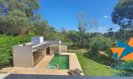 CASA EM CONDOMINIO FECHADO VALE DO LUAR LAGOA SANTA/JABPTICATUBAS MG