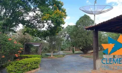 CASA E SITIO EM 03 LOTES DE 1.000 COND. ESTANCIAS DA MATA/LAGOA SANTA