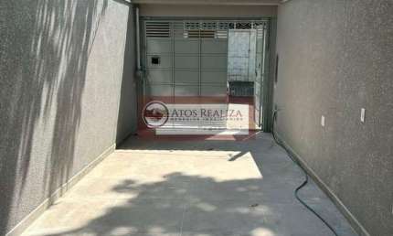 Venda Sobrado em Campo Grande - 3 Dormitórios e 141m²