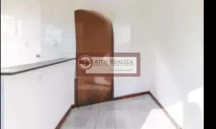 Alugo Sobrado com entrada compartilhada no Jd Satélite -São Paulo. Com Sala, cozinha, banheiro, área de serviço, R$ 1.250. OBS: Com  vaga de garagem R$ 1.450,00 Agende uma visita.