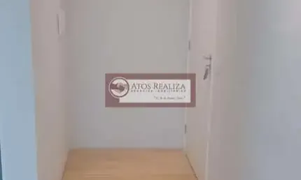 Alugo Excelente  Apartamento... Contem 2 dorm todos com planejados...sala de estar e de jantar integrada... cozinha com planejados...lavanderia com planejados...1 banheiro...O condomínio oferece... pi
