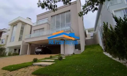 Linda Casa com 430m², 4 Suítes no Residencial Burle Marx - Alphaville.