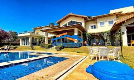 Casa alto padrão à venda com 1100 m² no Condomínio em Itupeva - SP