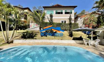 Casa Reformada no Nova Higienópolis - Conforto e Lazer.