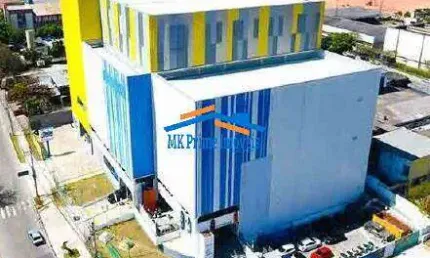 Galpão Comercial Área Construída 10.943 m² e Área do Ter. 4.406 - Tamboré