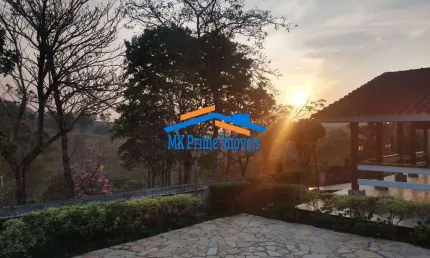 Chácara sendo 4 dormitórios, 1 suíte, piscina - Excelente Terreno 34.015m².