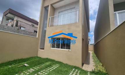 Casa Nova em Condomínio sendo 3 Dormitórios e Piscina - Santana de Parnaíba