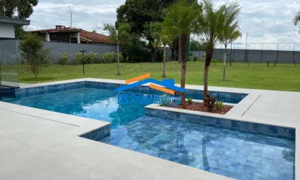 Excelente Casa em Condomínio 3.010m² de Terreno em Indaiatuba.