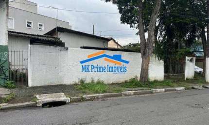 Terreno de Esquina à Venda – Localização Privilegiada e Ótima Oportunidade.