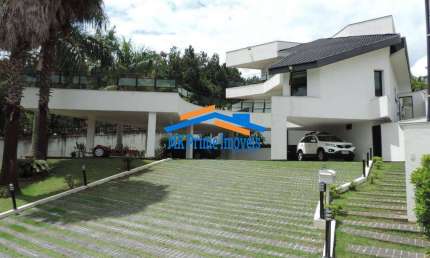 Casa em Condomínio  2400m² com 4 suítes no Resisdencial 4 para Locação
