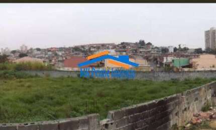 Terreno 3.000m² com 2 frentes para 2 ruas - Ótimo para Empreendimento.