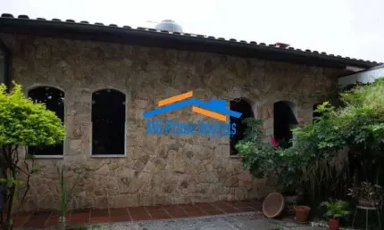 Casa assobradada 150 m² - 3 quartos, 2 suítes 2 vagas - parque continental