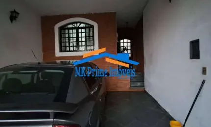 Lindo e amplo sobrado na Vl. Pestana com 03 dormitórios e espaço gourmet.