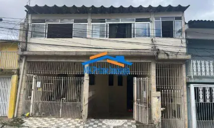 Casa Para Renda com 8 Imóveis - Renda aproximada R$ 7.000,00.