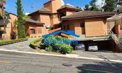 Linda Casa Em Aldeia da Serra Semi Térrea 400m² de área construída