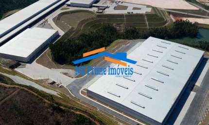 Galpão 6710m² Fabril 4 Docas- c/ Portaria Pé direito 10m², em Cajamar/SP- P