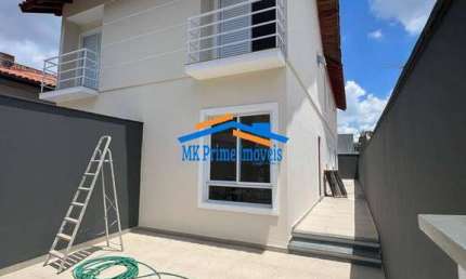 Excelente Sobrado novo 125m² com 3 dormitórios sendo 1 suíte no Umuarama.