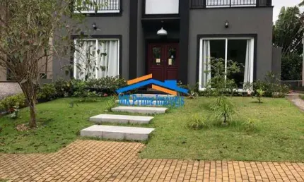 Linda Casa de Condomínio - Burle Marx – Santana de Parnaíba.