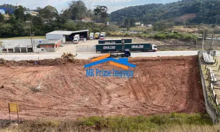 Galpão em Construção 2000m² 4 Docas Pé direito 12m- Itapecerica da Serra/SP