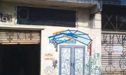 Salão Comercial de Esquina à Venda – Localização Estratégica.