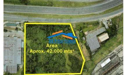Área/Terreno Aprox. 42.000 mts² - as margens da Rod. Anhanguera Próx. a SP
