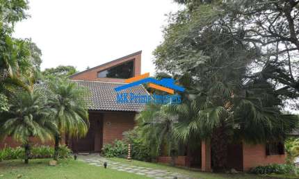 Casa Alto Padrão 4 suítes Forest Hills - FOREST HILLS - Jandira/SP