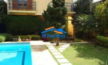 Sobrado 4 Dorm/ 3 Suítes - Churrasqueira e piscina - Parque dos Príncipes