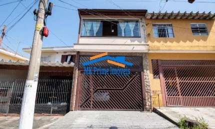 Excelente Sobrado com 3 Dormitórios 1 Suíte e 2 Vagas de Garagem.