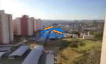 Apartamento com 2 Dormitórios - São Cristovão - Térreo.