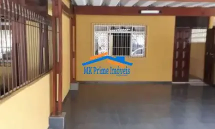 Excelente Sobrado com 3 Dormitórios com Armários sendo 1 Suíte e 3 Vagas.