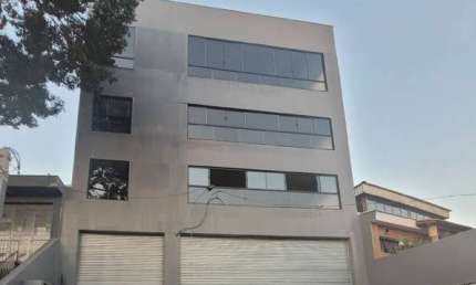 Prédio para alugar na Rua Benedito Soares Fernandes, Vila Yara, Osasco