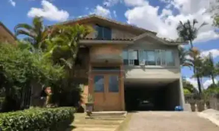 Casa no Condominio Refúgio dos Pinheiros, Itapevi, São Paulo.