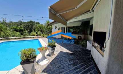 Cond. Granja do Lago com Piscina e Ampla Infraestrutura.