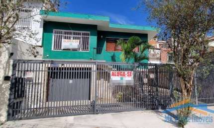 Sobrado c/ 4 quartos c/ 239m², 6 vagas p/ locação no Campesina - Osasco/SP