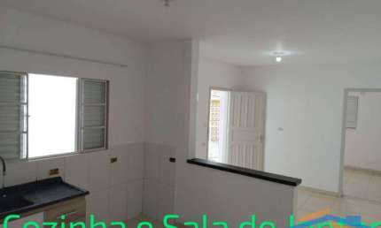 Casa assobrada com 2 dormitórios sendo uma suite no Jd.Padroeira Osasco /SP