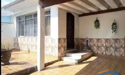 Casa Térrea em Presidente Altino - Edícula - Espaço para Piscina
