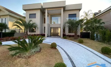 Mansão 800m² - 5 Suítes, 6 Vagas no TAMBORÉ 3 - Santana do Parnaíba.