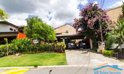 Excelente Casa no Alphaville 9 - estilo casa de praia com 420m² de Terreno.