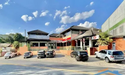 Galeria mercato granja viana - centro comercial c/ 16 lojas e 21 vagas!