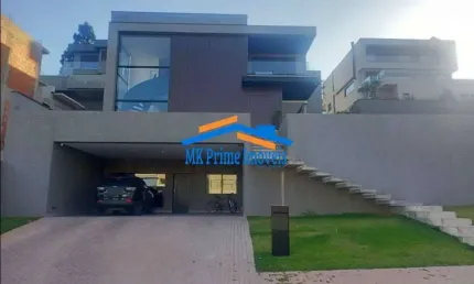 Casa Contemporânea e Sofisticada com 4 Quartos e 5 banheiros, 415 m²