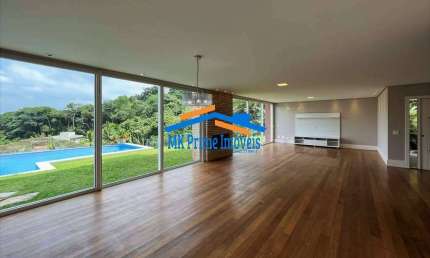 Cond. Pousada dos Bandeirantes - 4 sts, gourmet, piscina, vista!
