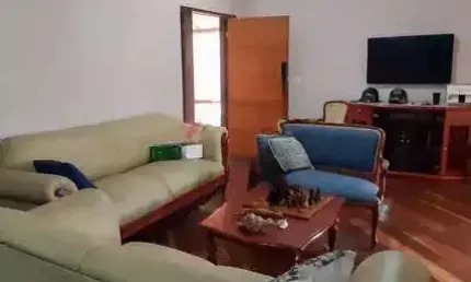 Casa Térrea - City Bussocaba com 4 Dorm. sendo 1 Suíte - Edícula