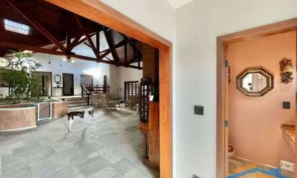 Miolo da Granja , 5 suítes, linda! 2 piscinas, gourmet!