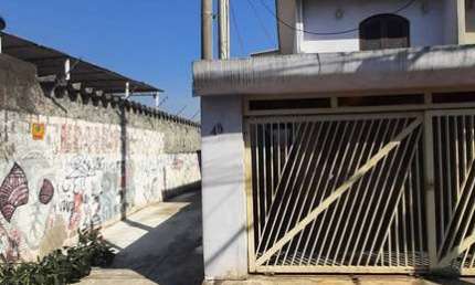Sobrado com 3 dormitórios ( 2 suites ), Jardim das flores, Osasco.
